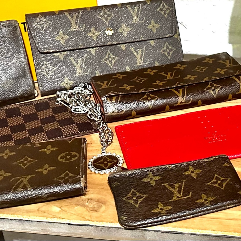 Louis Vuitton Monogram Pochette Clé M62650 Coin Case Purse Key Ring F/S